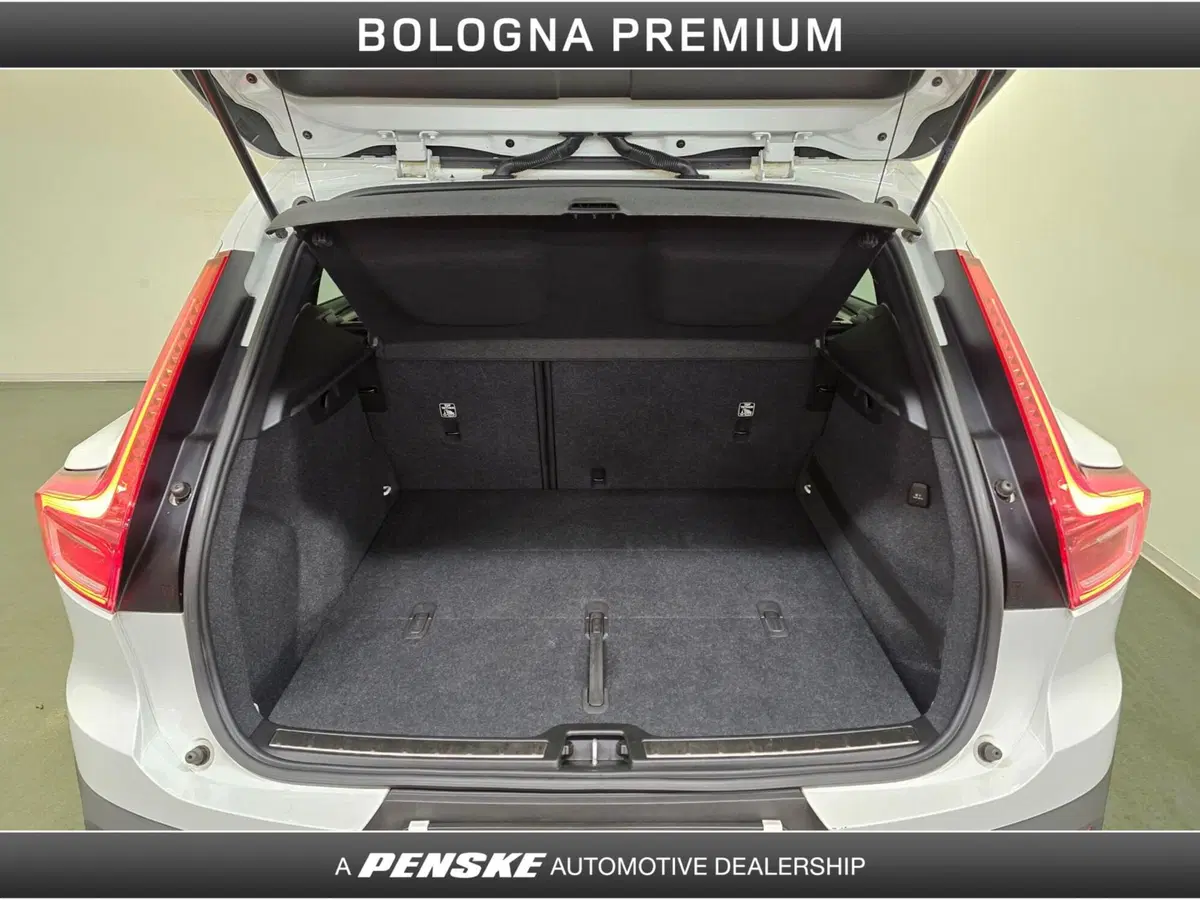 Volvo XC40 usata a Bologna (10)