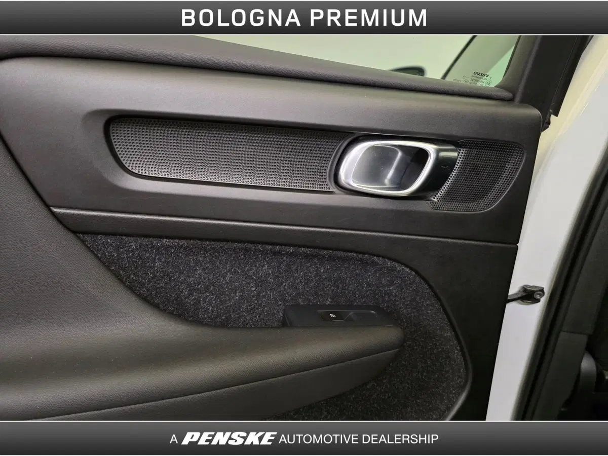 Volvo XC40 usata a Bologna (18)