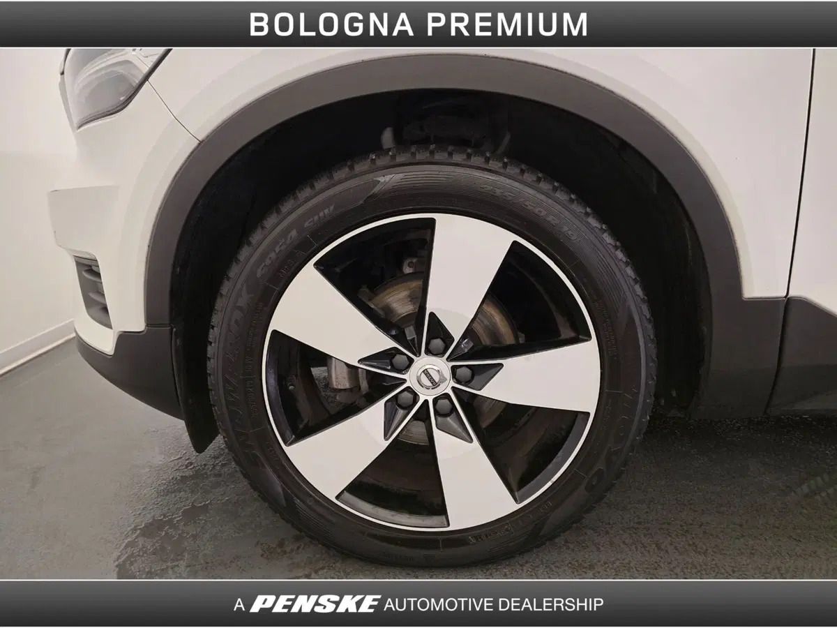 Volvo XC40 usata a Bologna (9)