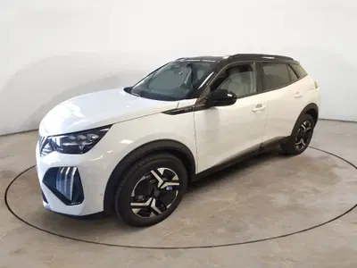 Peugeot 2008 1.2 hybrid GT Exclusive 145cv e-dcs6 nuova a Massafra