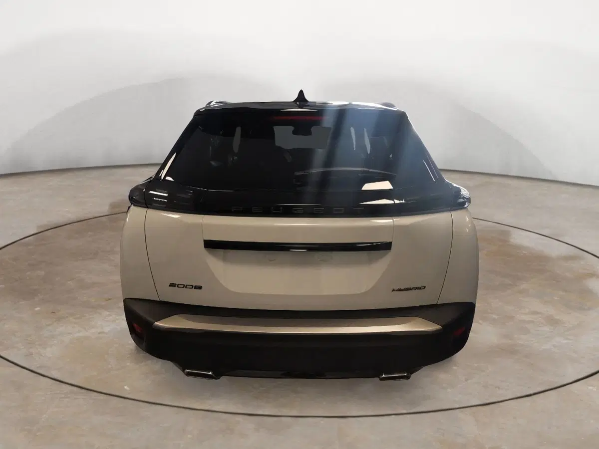 Peugeot 2008 nuova a Taranto (6)
