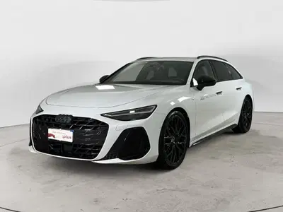 Audi A6 Avant 2.0 tdi mhev + S line edition quattro 204cv s-tronic del 2025 usata a Pozzuoli