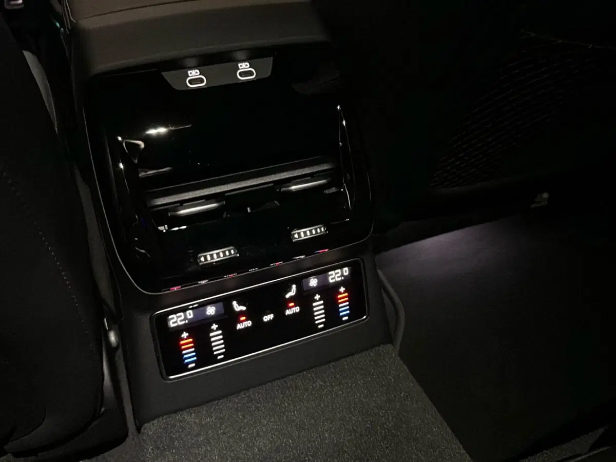 Audi A6 Avant usata a Napoli (17)