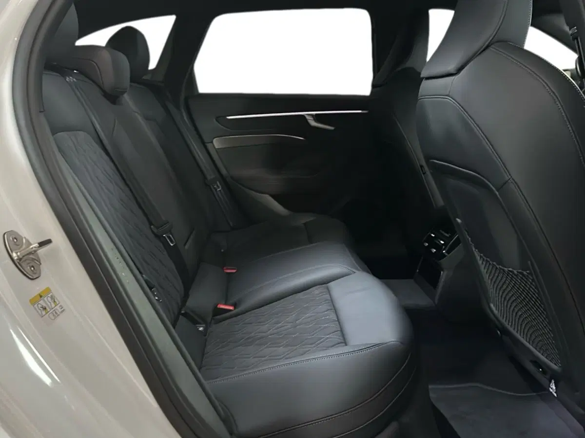 Audi A6 Avant usata a Napoli (8)