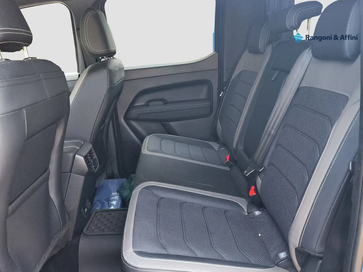 Volkswagen Amarok usata a Brescia (11)