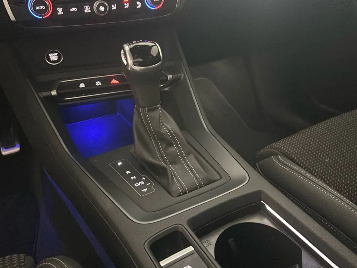 Audi Q3 Sportback usata a Napoli (15)