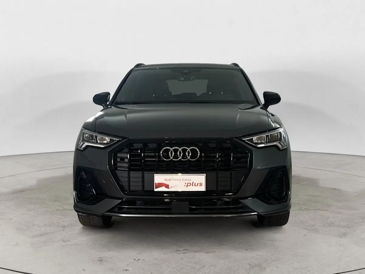 Audi Q3 Sportback usata a Napoli (2)