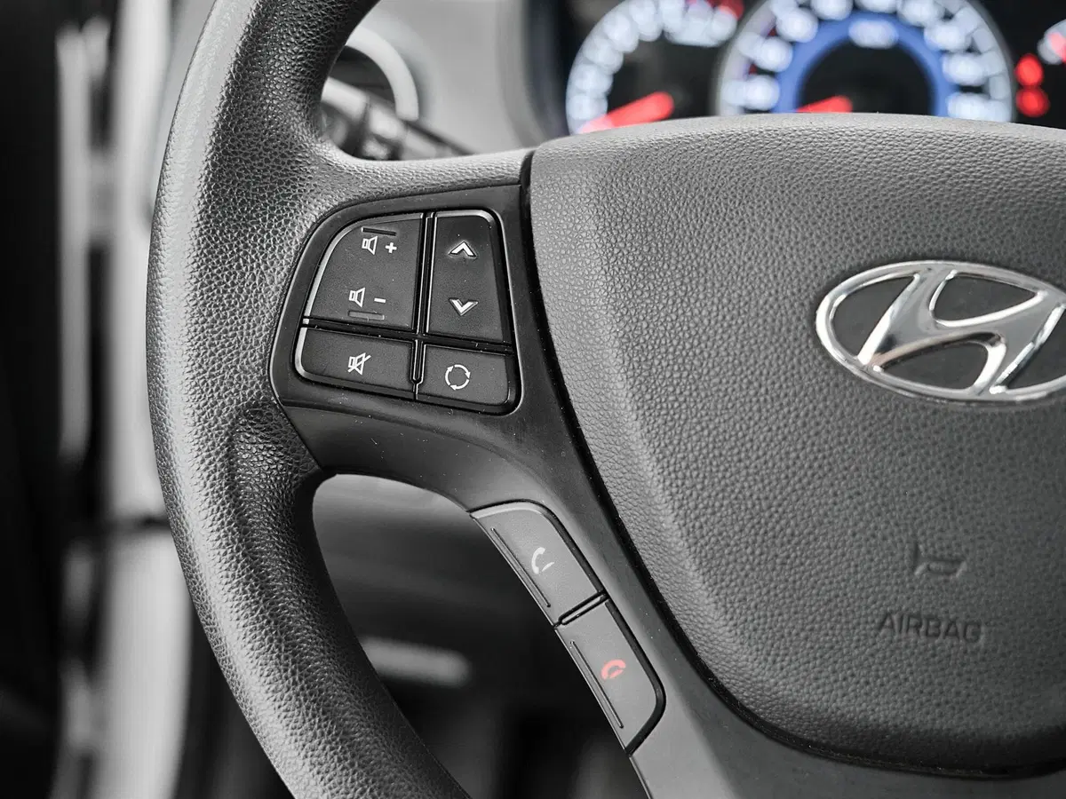 Hyundai i10 usata a Prato (10)