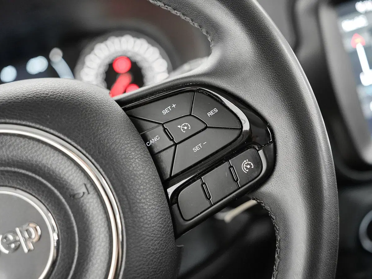 Jeep Renegade usata a Prato (11)