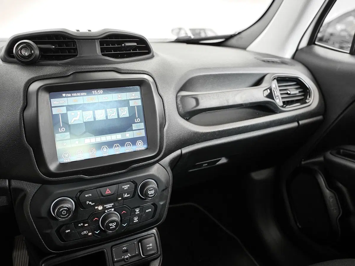 Jeep Renegade usata a Prato (12)