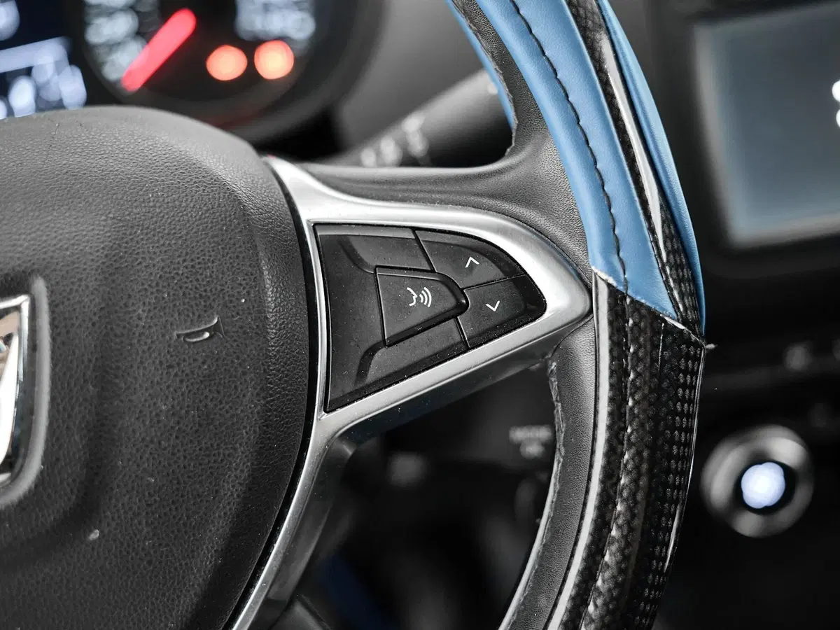 Dacia Duster usata a Prato (11)