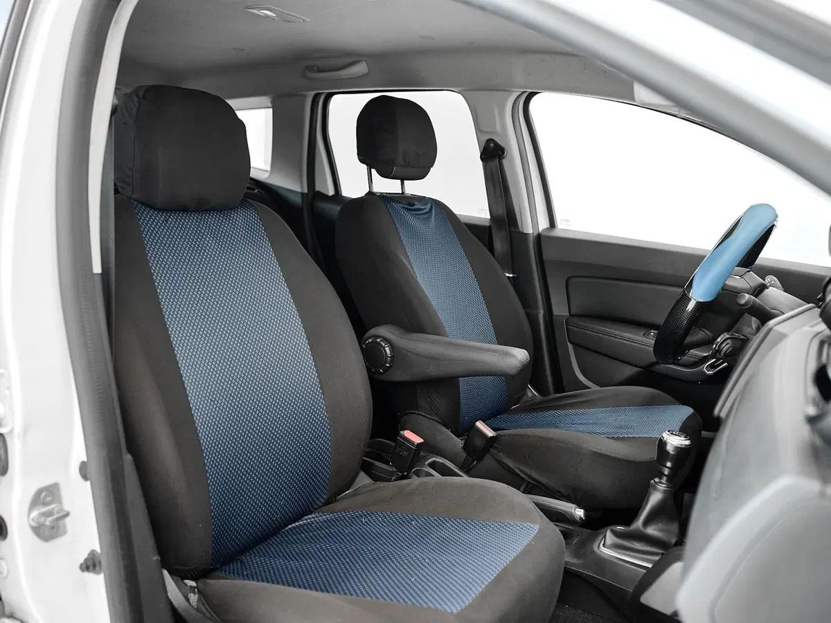 Dacia Duster usata a Prato (19)