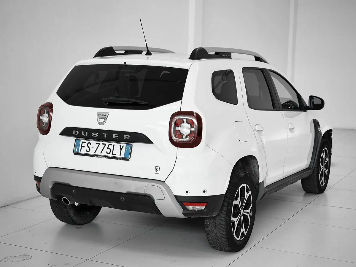 Dacia Duster usata a Prato (7)