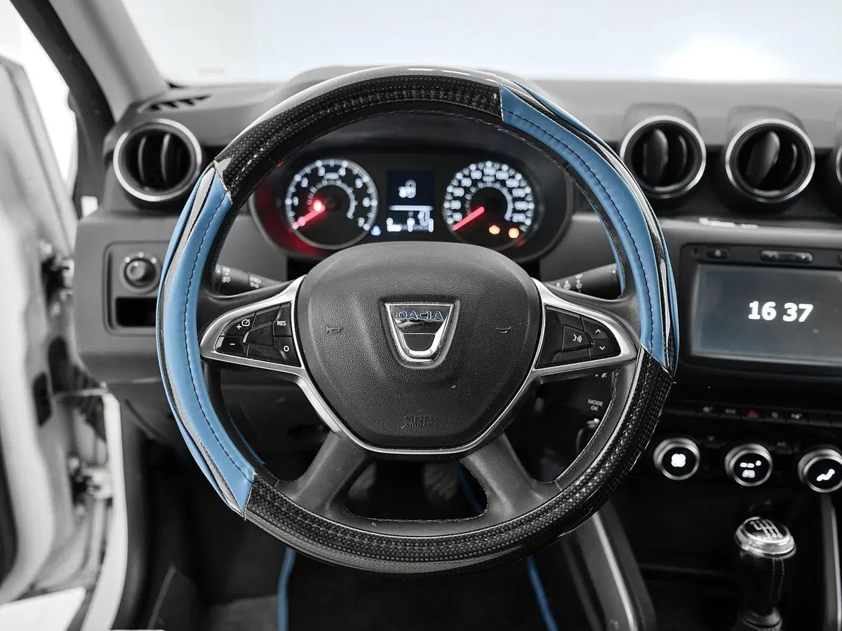 Dacia Duster usata a Prato (9)