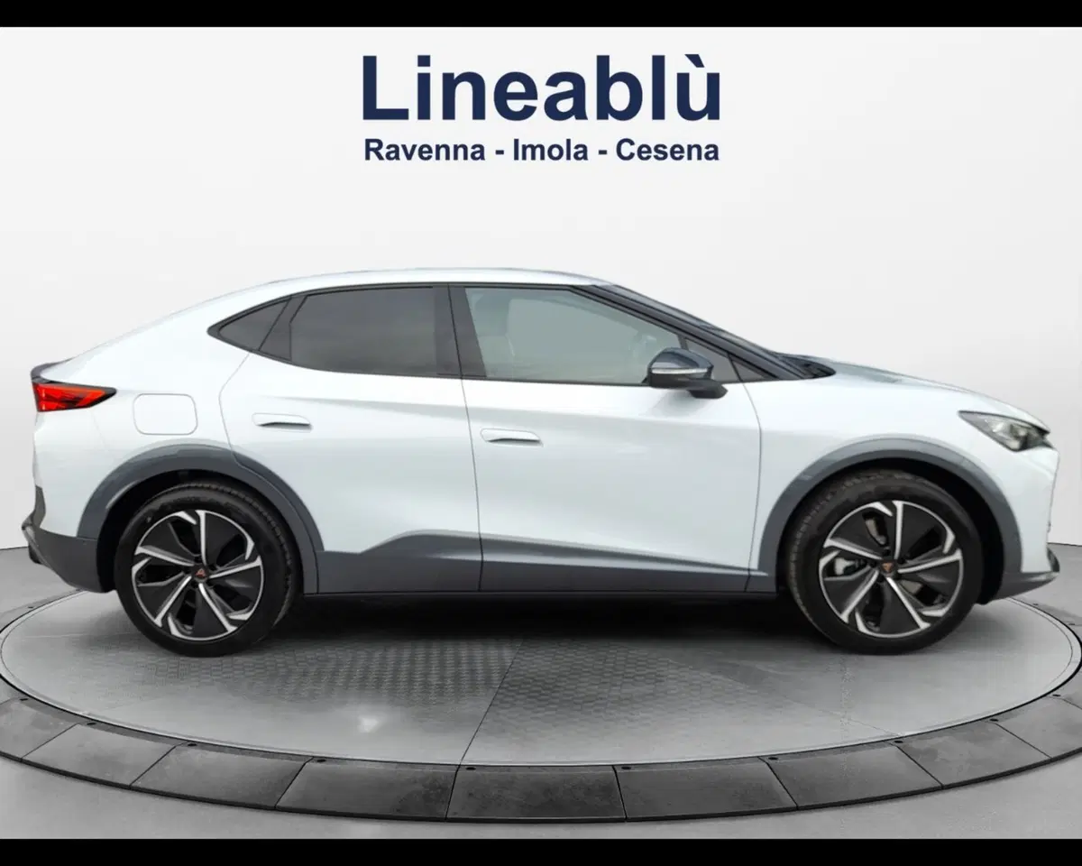 Cupra Tavascan nuova a Ravenna (6)