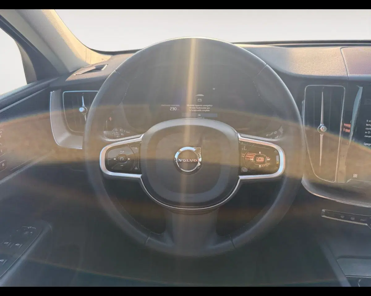 Volvo XC60 usata a Forlì-Cesena (12)