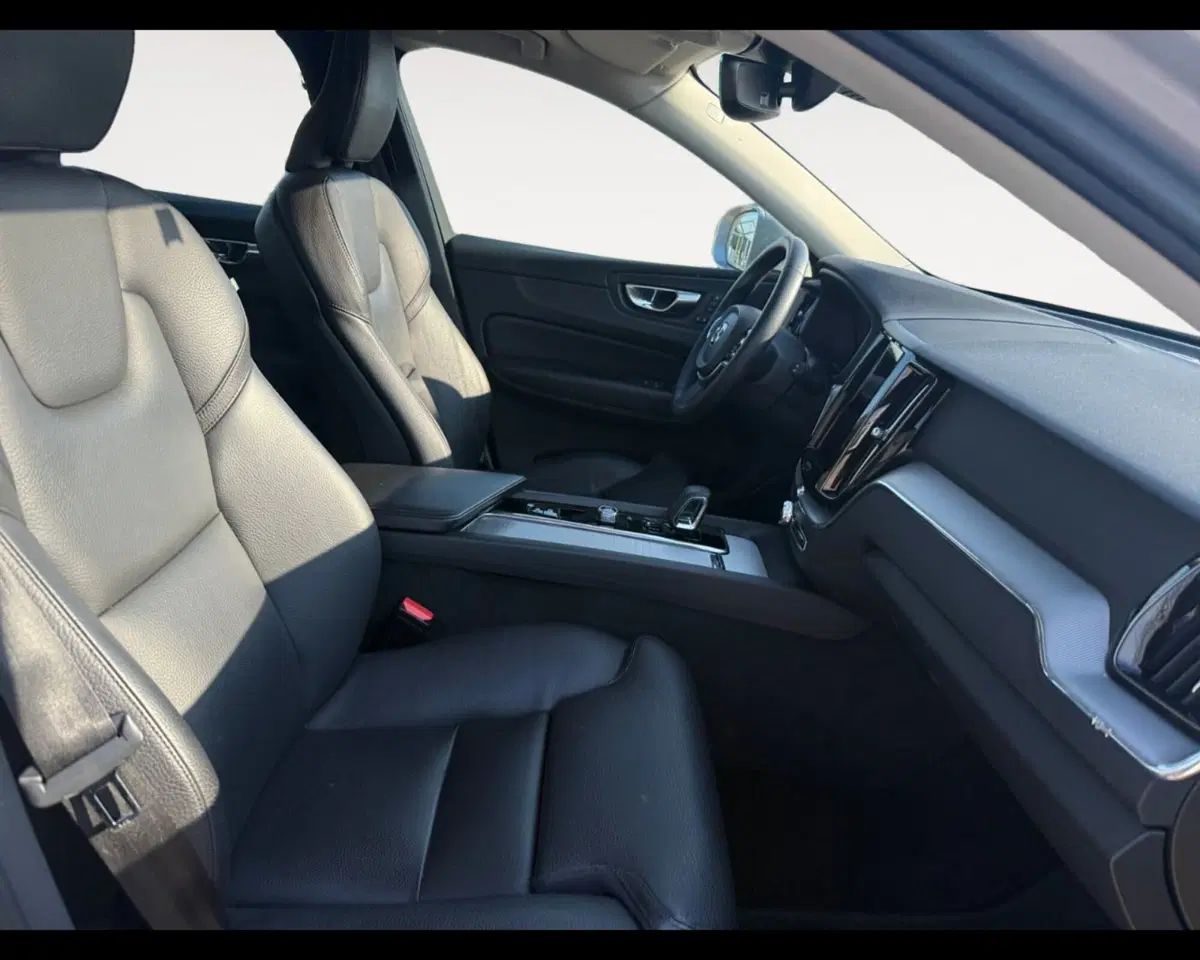 Volvo XC60 usata a Forlì-Cesena (15)
