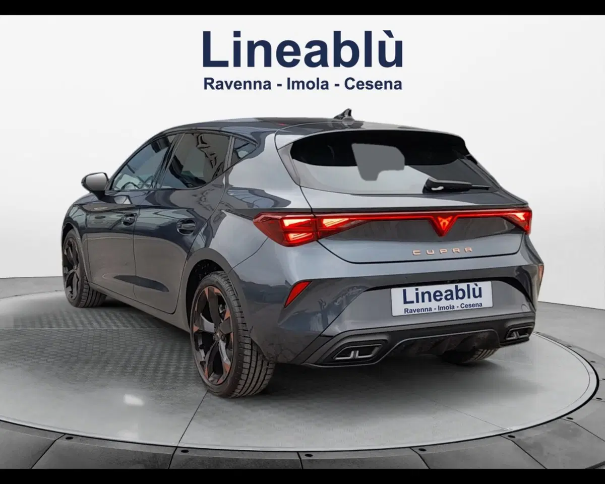 Cupra Leon nuova a Ravenna (3)