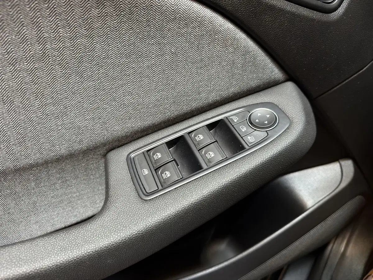 Renault Clio usata a Milano (19)