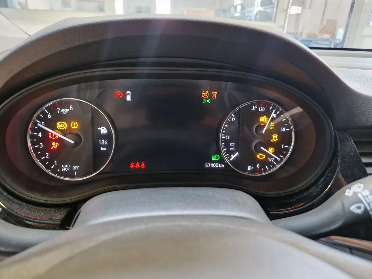 Opel Astra usata a Varese (11)
