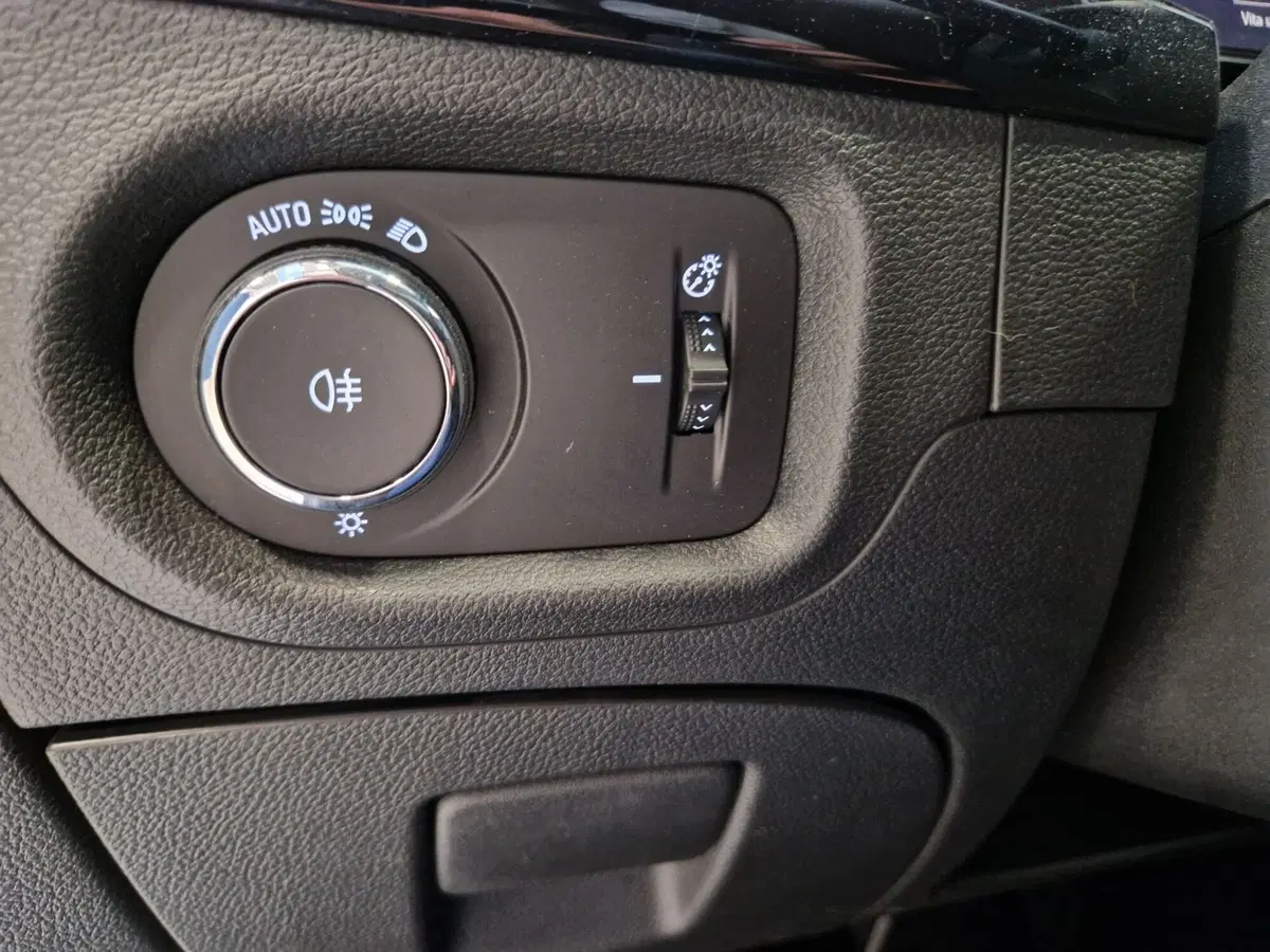 Opel Astra usata a Varese (13)
