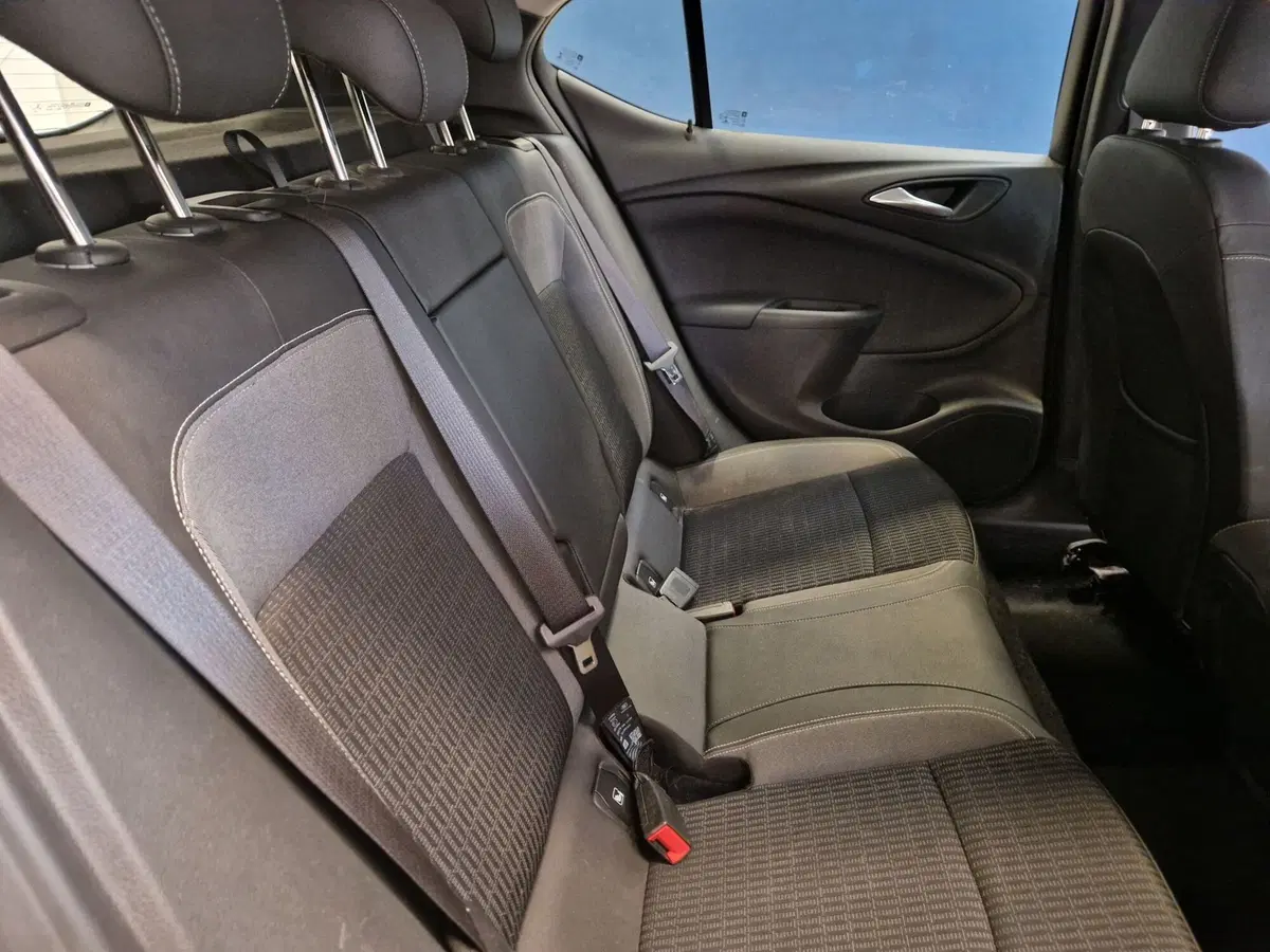 Opel Astra usata a Varese (7)