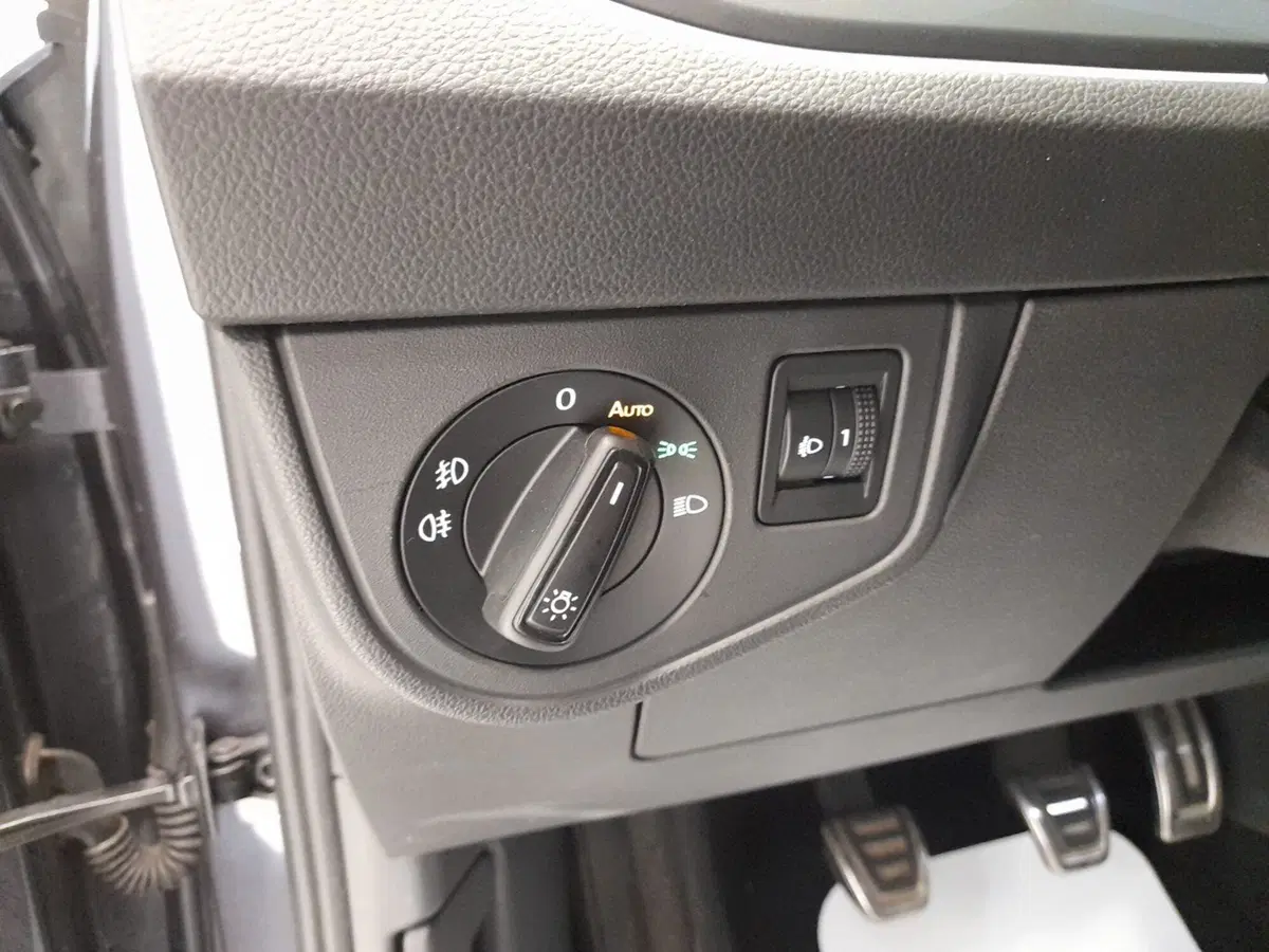 Volkswagen Taigo usata a Bologna (10)