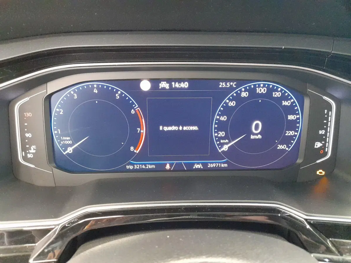 Volkswagen Taigo usata a Bologna (12)