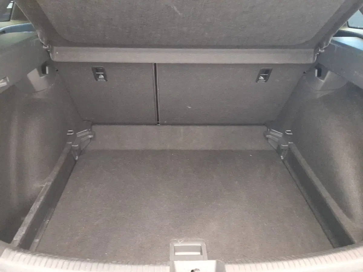 Volkswagen Taigo usata a Bologna (18)