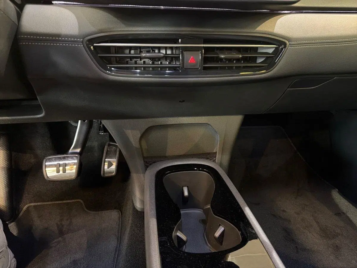 Volkswagen ID.3 nuova a Prato (15)