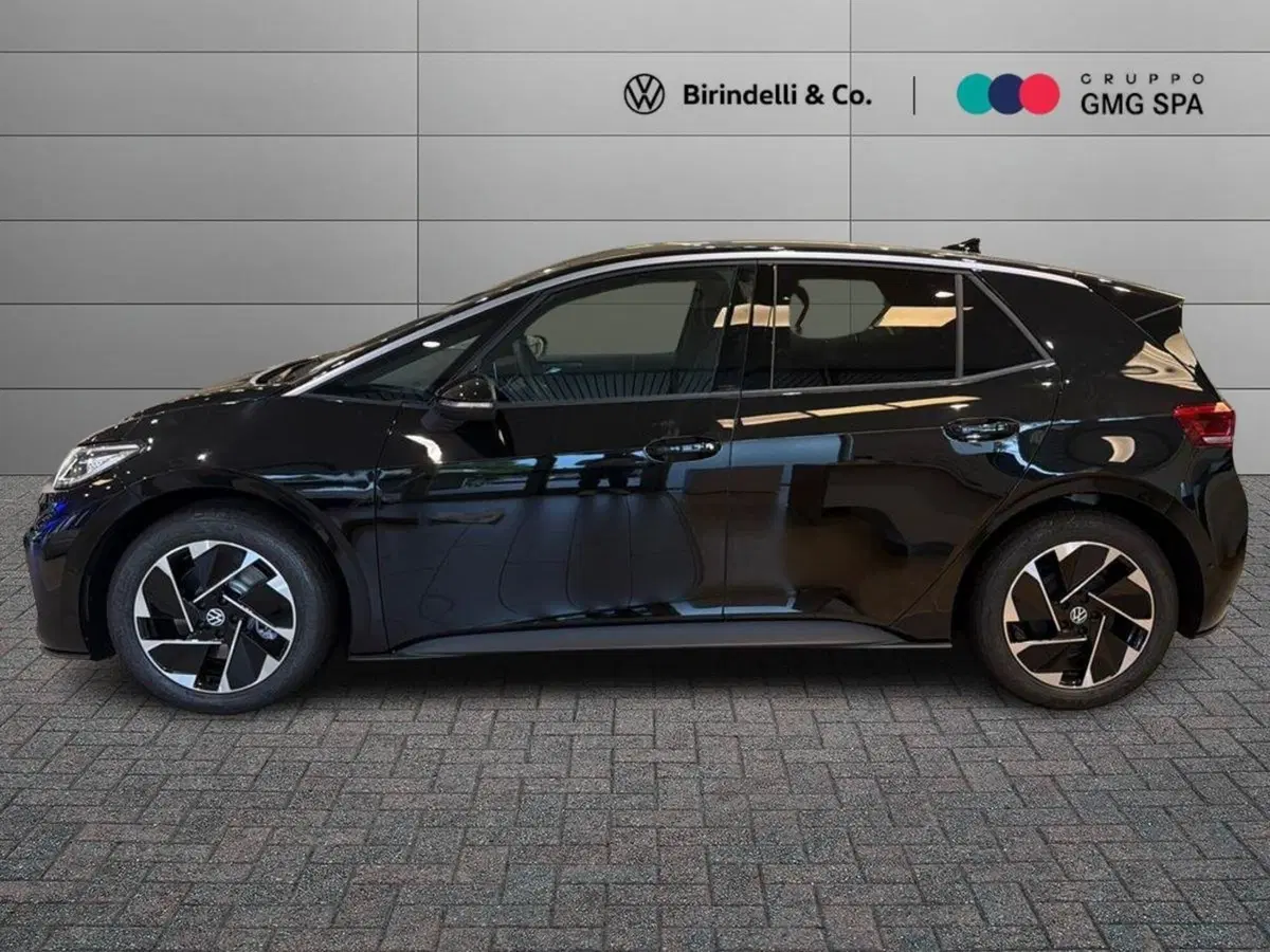 Volkswagen ID.3 nuova a Prato (5)
