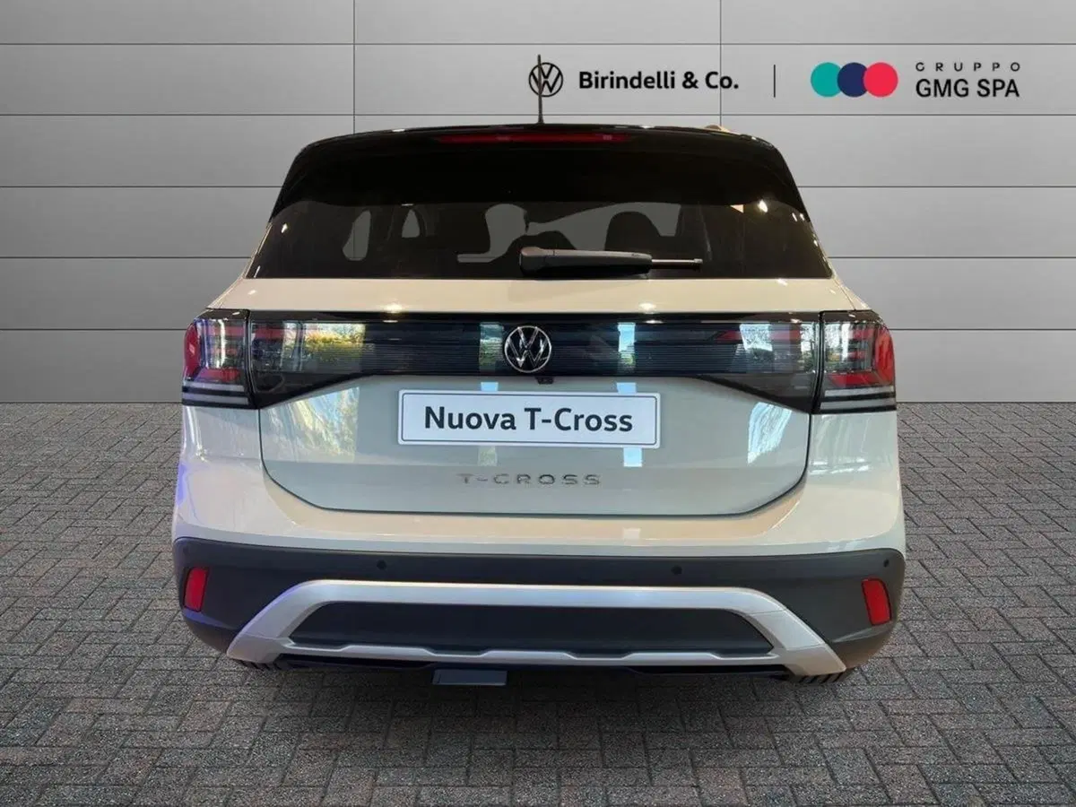 Volkswagen T-Cross nuova a Prato (4)