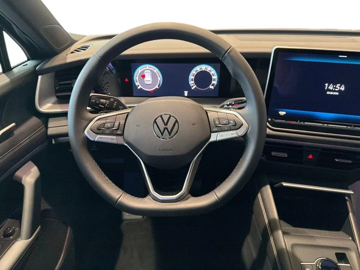 Volkswagen Tayron nuova a Prato (10)
