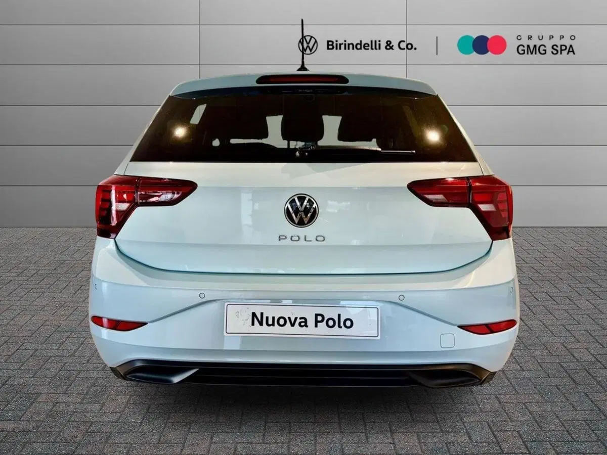 Volkswagen Polo nuova a Prato (4)