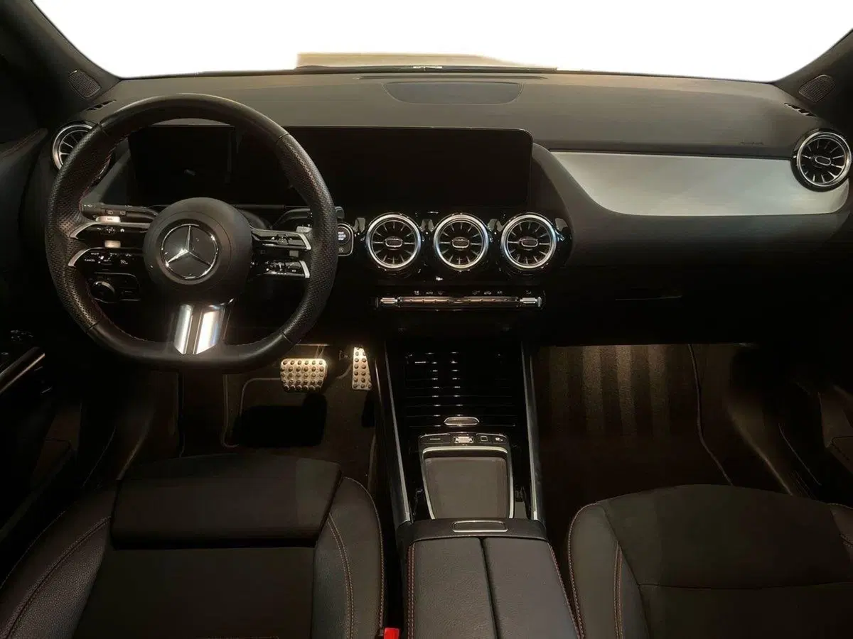 Mercedes-Benz GLA SUV usata a Firenze (9)