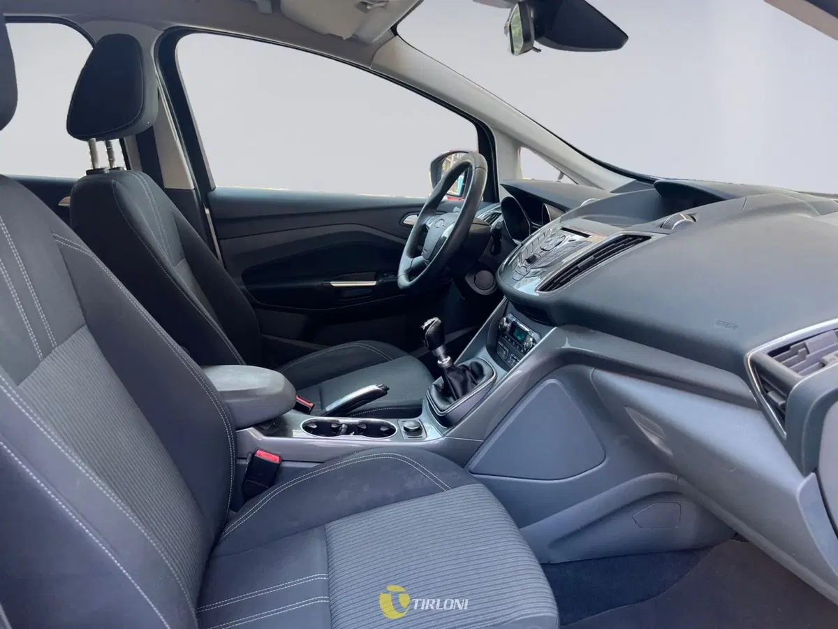 Ford C-Max usata a Milano (11)