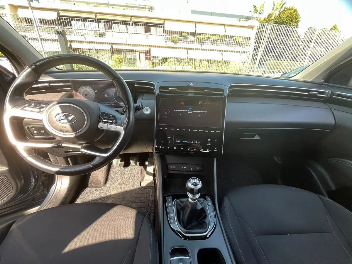 Hyundai Tucson usata a Massa-Carrara (6)