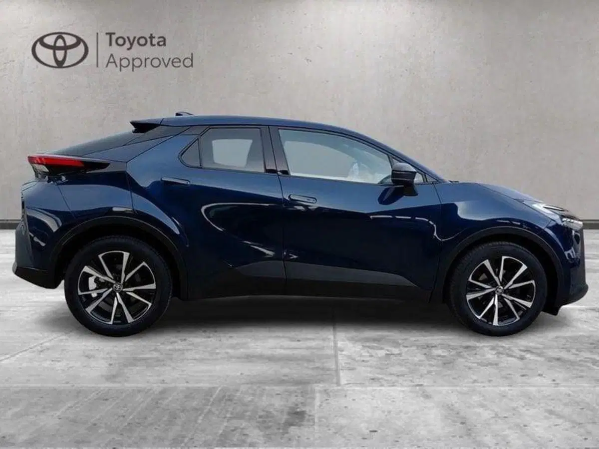 Toyota Toyota C-HR usata a Cagliari (4)
