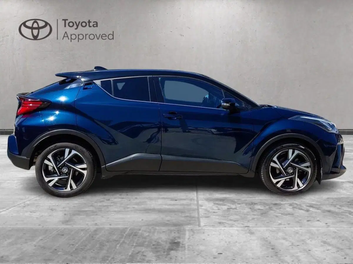 Toyota Toyota C-HR usata a Cagliari (4)