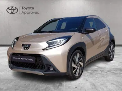 Toyota Aygo X 1.0 Lounge Air 72cv s-cvt del 2022 usata a Cagliari