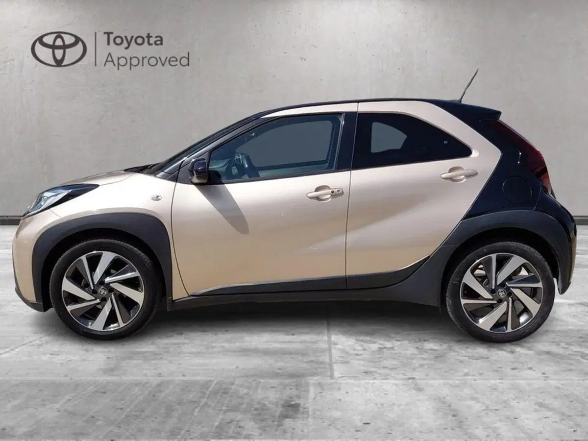 Toyota Aygo X usata a Cagliari (3)