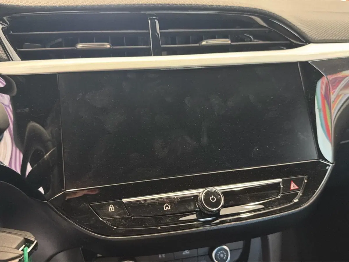 Opel Corsa nuova a Palermo (14)