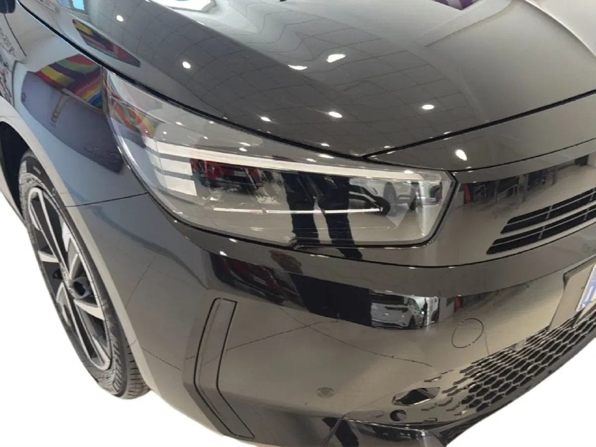 Opel Corsa nuova a Palermo (3)