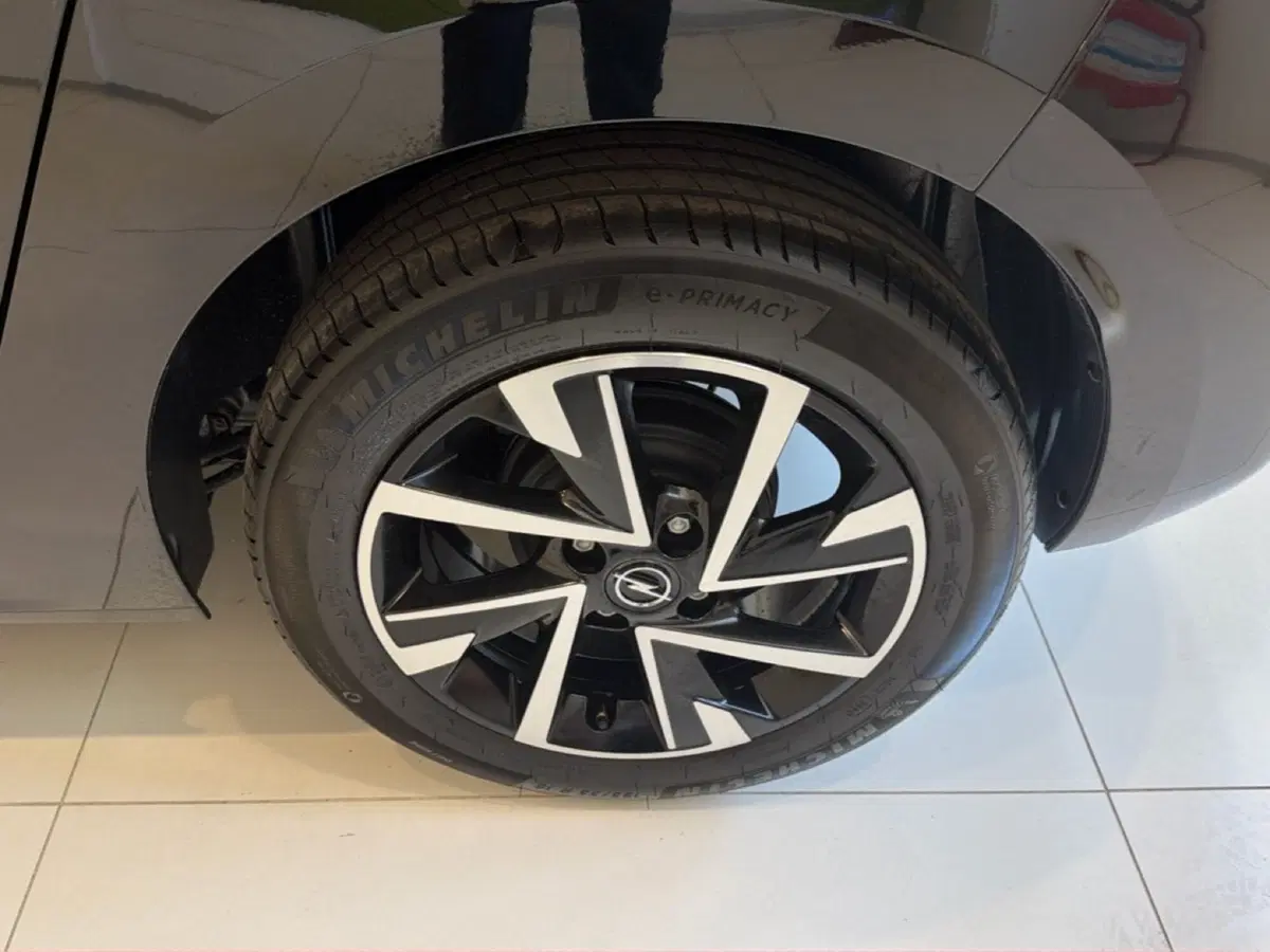 Opel Corsa nuova a Palermo (5)