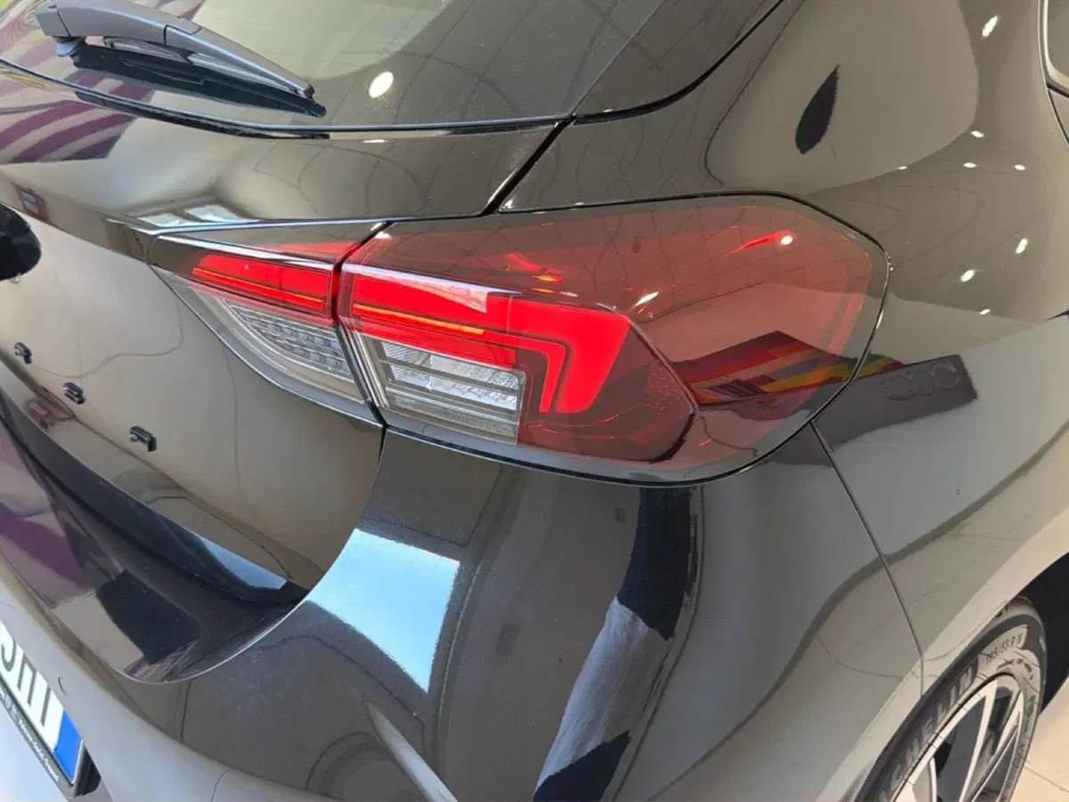 Opel Corsa nuova a Palermo (8)