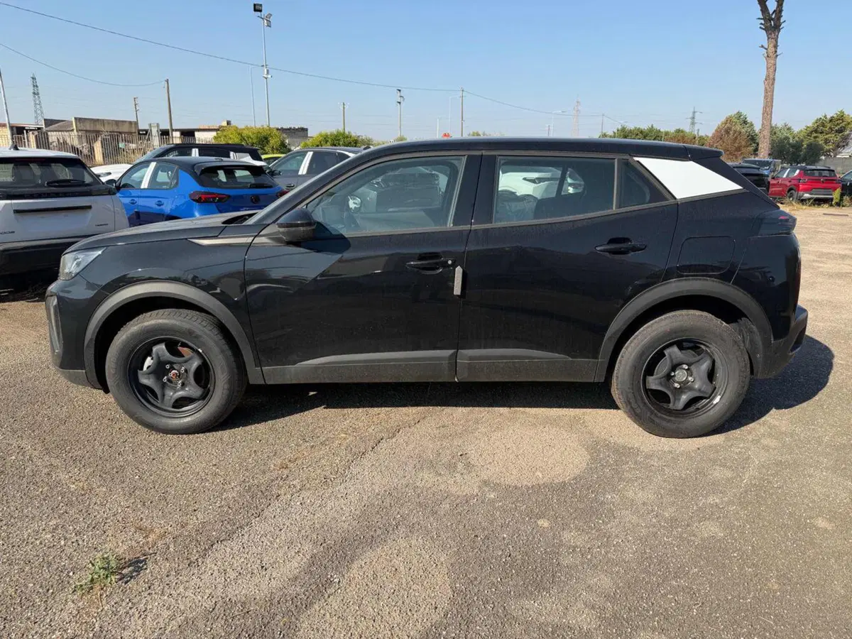 Peugeot 2008 nuova a Foggia (12)