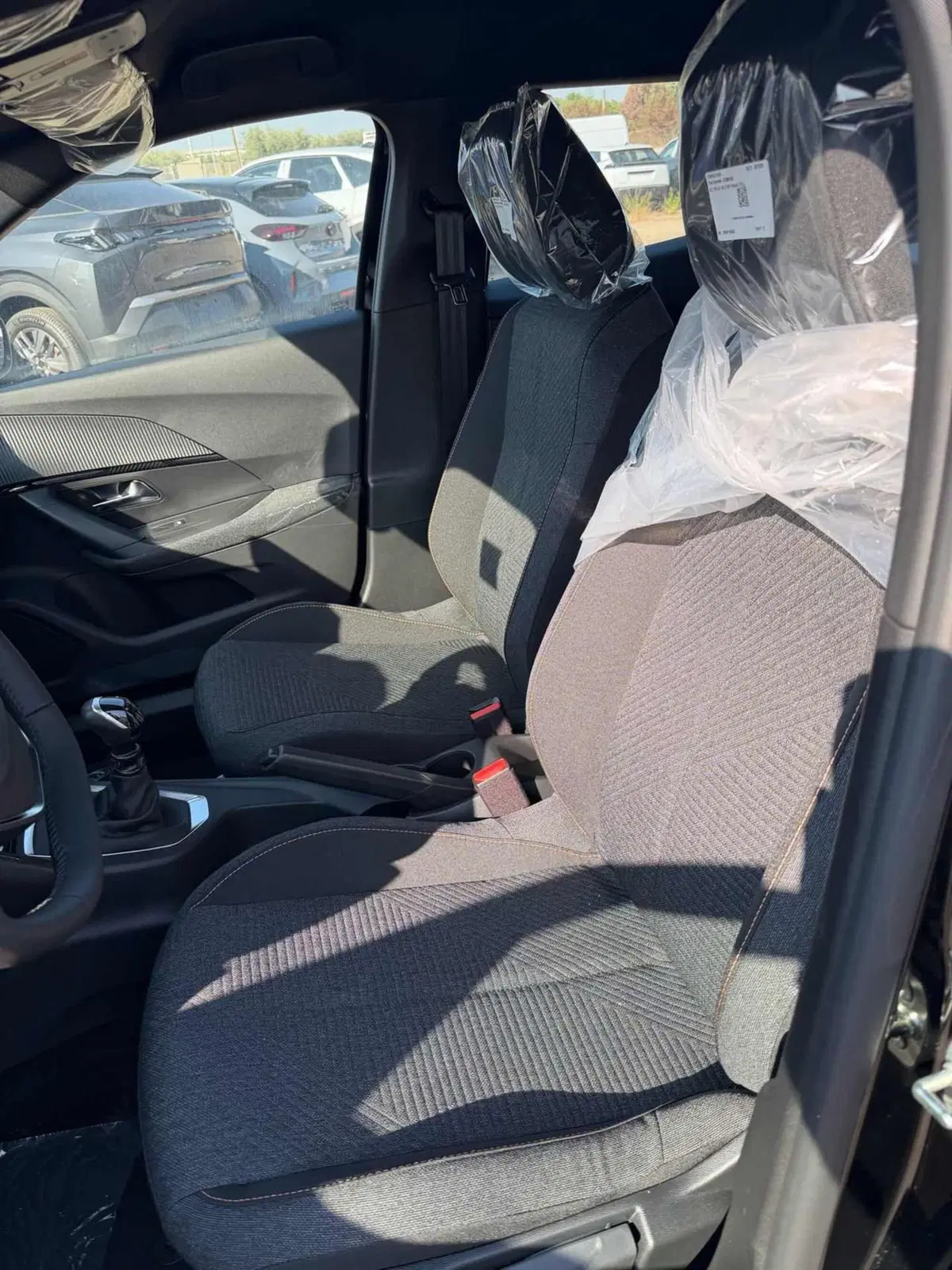 Peugeot 2008 nuova a Foggia (14)