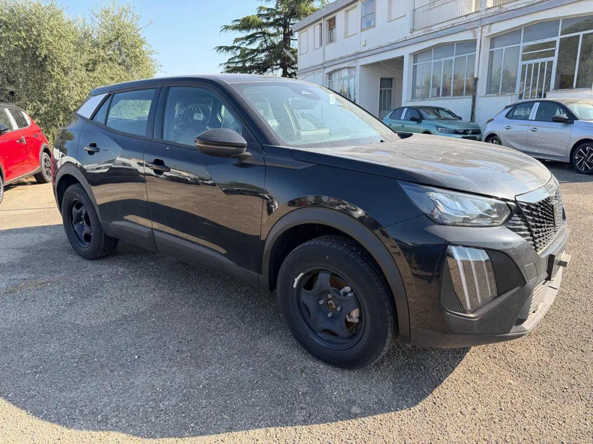 Peugeot 2008 nuova a Foggia (6)