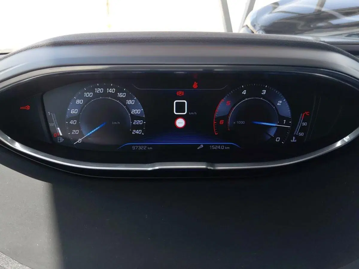 Peugeot 3008 usata a Cagliari (8)