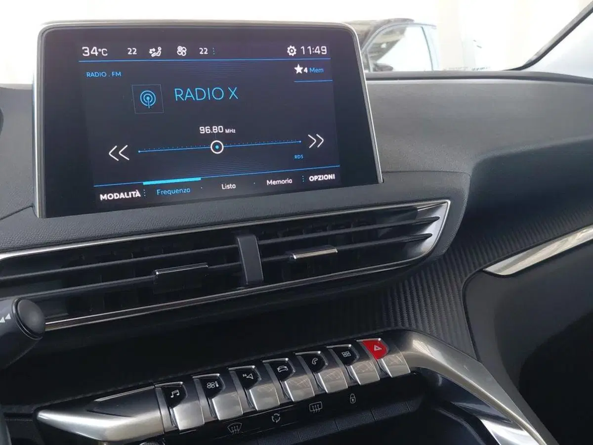 Peugeot 3008 usata a Cagliari (9)